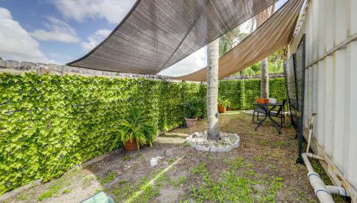 Mod Bungalow with Ultra-Private Outdoor Hang Space! - Foto 5