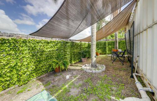 Mod Bungalow with Ultra-Private Outdoor Hang Space! - Foto 5