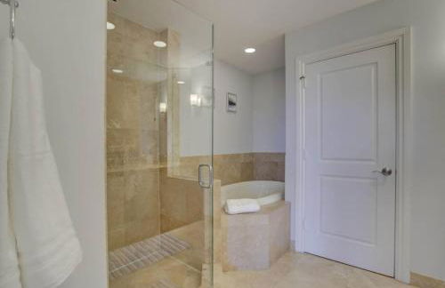 Private Patio Cali King Bed Walk to Las Olas - Foto 11