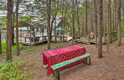 Pet-Friendly Outdoor Paradise with Grill, Decks - Foto 34