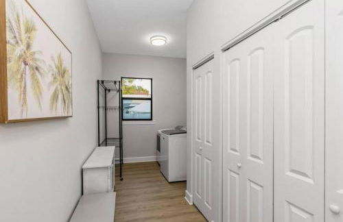 5BR Serenity Tampa Pool and Hot tub - Foto 10