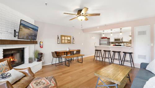 Brownie's Den- Modern Cozy Central Resort Condo - Foto 5