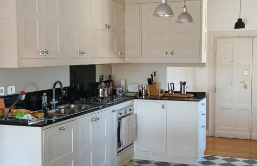 Luce, Silenzio ed Eleganza nel Cuore di Roma - 2 camere da letto - Photo 12