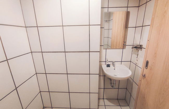 Modern And Comfy Studio (No Kitchen) At The City Square Apartment - Foto 12