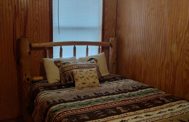 Anglers Riverfront Cabins - Foto 4