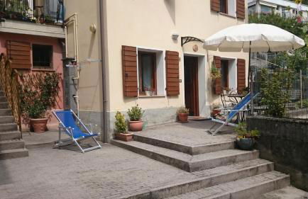 Casetta next to the Creek Dino Buzzati - Photo 42