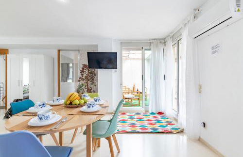 Penthouse Duplex in a 4 floors spanish house -8 min to center by Metro - Foto 1