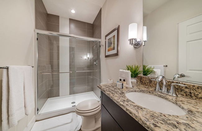 Charming Townhome With Private Pool Near Disney - Foto 19