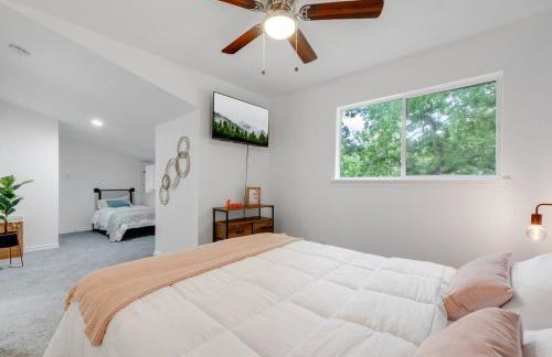 Lakefront Retreat Sleeps 15 Starlink Internet - Foto 6