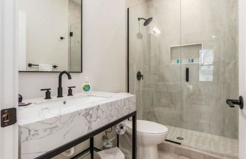 Stylish 4BR in Merion Village PD - Foto 39