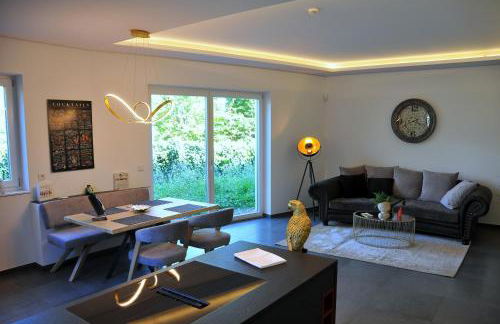 Ruhige Ferienwohnung mit Garten und Garage in Privatvilla - Foto 15