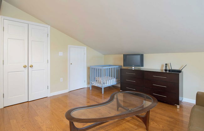 Secluded Estate w/ Guest House, Private Pond, Gym, & Movie Theater Sunny Pond - Foto 72