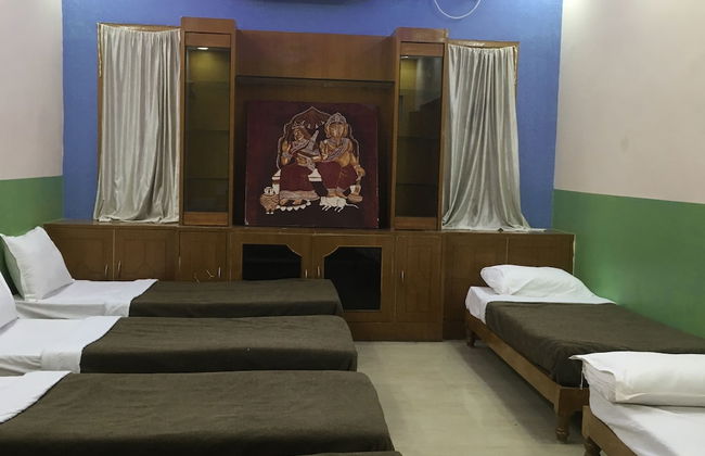 Jayaram Residency Tirupathi - Foto 13
