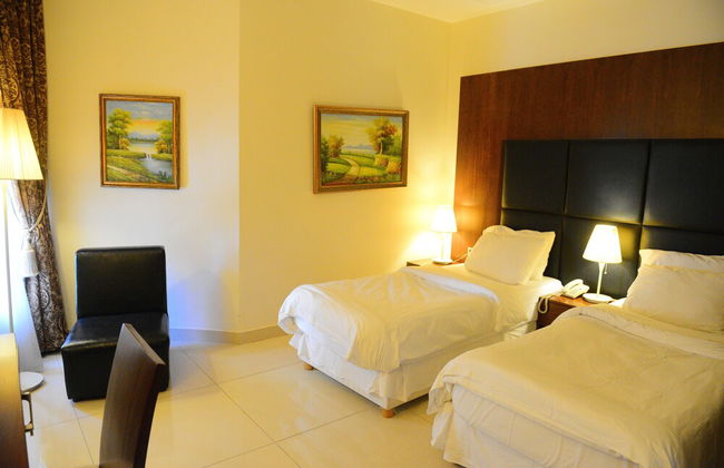Dolphin Royal Suites - Foto 41