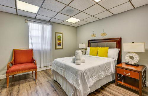 8 Mi to Tarpon Springs Sponge Docks Gem with Games - Foto 18