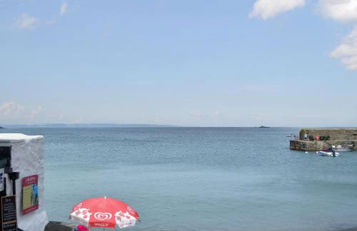 Beach Corner Cottage - Foto 1