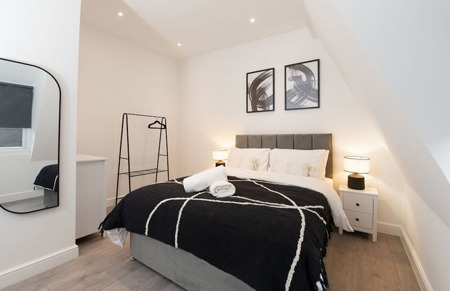 Woodside Park 3 Bedroom Apt with Parking - Foto 17