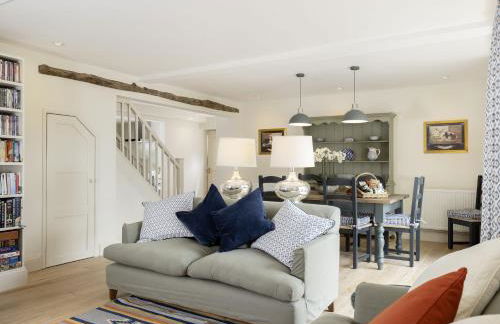 Cats Abbey Cottage - Photo 9