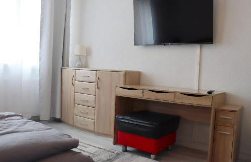 Familienfreundliche geräumige Design-Wohnung mit Balkon im Zentrum - APOLONIAliving - Foto 45