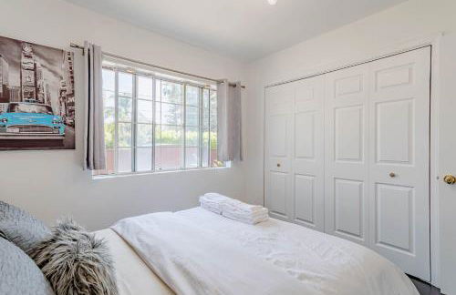 Cozy Home with Pool and Jacuzzi Minutes from Universal Studios - Foto 27