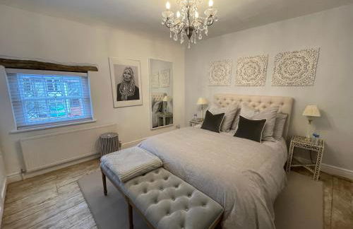 Entire Georgian luxury house - 3 Storey- High St Henley-in-Arden -Two bedrooms-Sleeps 4 people Close to Stratford upon Avon - Warwick - Solihull - NEC - Foto 18