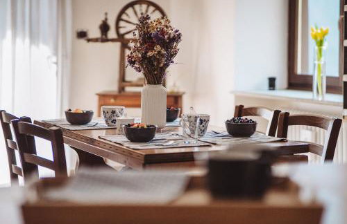 Case vacanze in graziosa borgata alpina - Photo 10