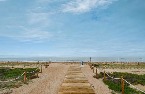 Bonita stay B Beach 1ªlínea, fibra, AA, BBQ, pool - Foto 35