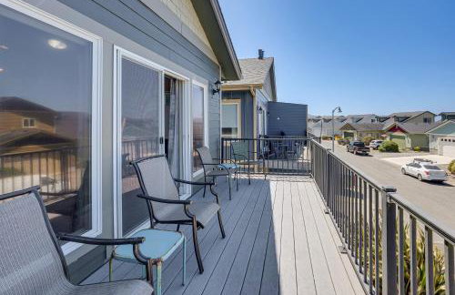 Steps to Shore Home with Hot Tub in Gold Beach - Foto 2