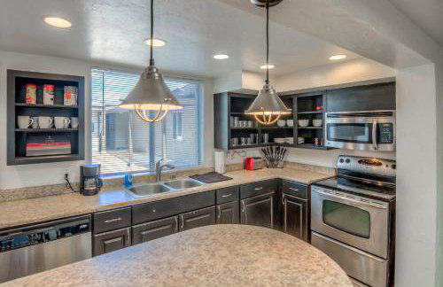 Fantastic 4 Bedroom in a Great Area - Foto 1