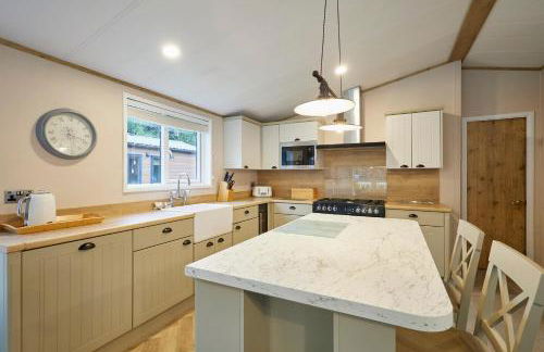 Waters Edge Lodge with Hot Tub - Foto 33