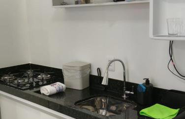 Apto Moderno a 700 metros da praia com varanda - Photo 24