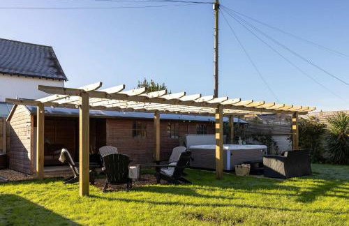 Sussex Escape for 8 with Hot Tub nr Goodwood - Foto 49