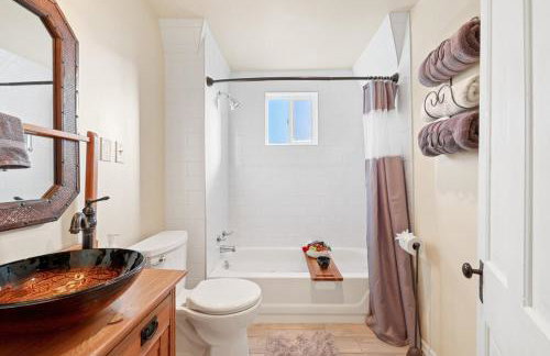 Garden Home & Hot Tub Monthly Rental - Foto 29