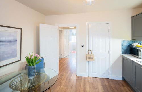 Luxury Flat Sleeps 3 Central Lyme Regis - Photo 13