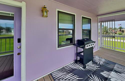 Beachside Tiki Hut - Photo 13