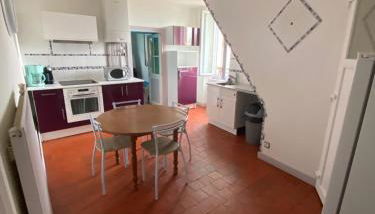 Appart 6/7 pers dans grande maison et cour privative - Foto 2