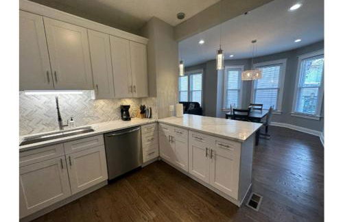 Near Lake & Museum • Modern • Game Area - Foto 2