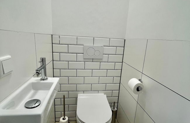 Serviced Studio Apartments in Utrecht - Photo 21