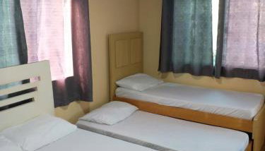 Casa próxima ao shopping Lages e a festa do pinhão - Foto 2