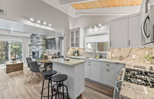 Tahoe Bliss: Ski, Hike, & Relax - Foto 6