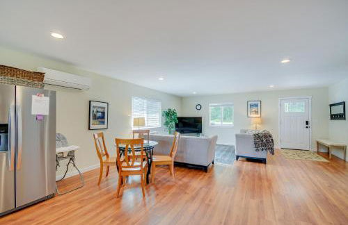 Westport Vacation Rental with Private Hot Tub! - Foto 8