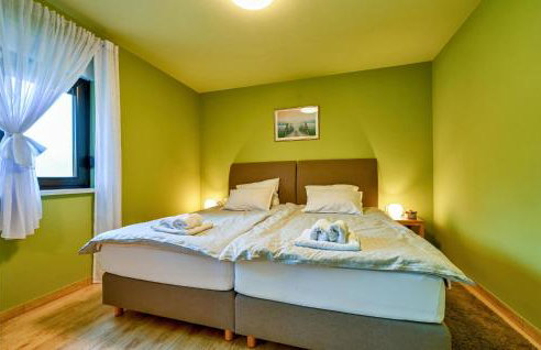 Gorgeous Home In Plesivica With Wifi - Foto 30