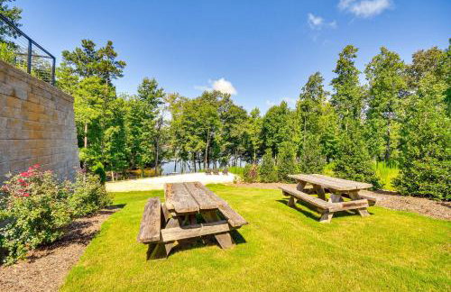 Gated Community w/ Perks: North Carolina Hideaway - Photo 38