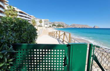 Azul - Estudio con vistas al mar, piscina y acceso directo a la playa by Redi - Photo 26