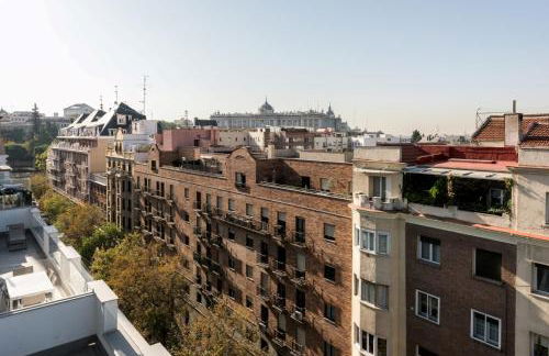 Plaza de España Skyline - Photo 86