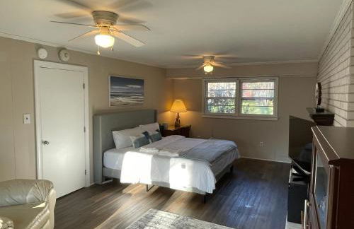 Serene Landing Place near Downtown Cary - Foto 6