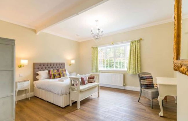 Host Stay Redwings Sanctuary Rooms - Foto 2