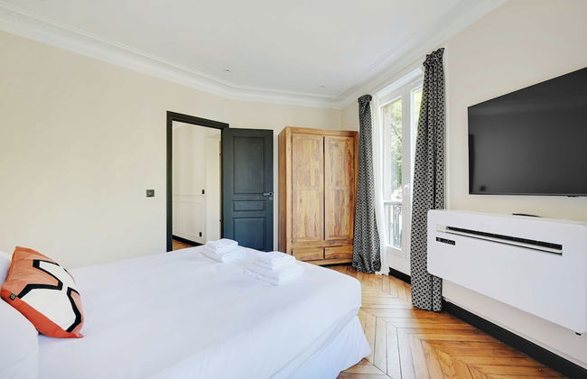 Charming apt - 2br/6p - Ternes/ Arc de Triomphe - Photo 7