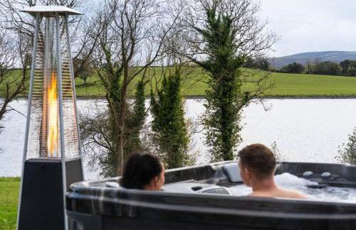 Escape Ordinary at Lily's Pad - Foto 2