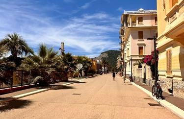 Hostdomus - Smeraldo Suite - Seafront apartment - BIKE ROOM - Foto 11